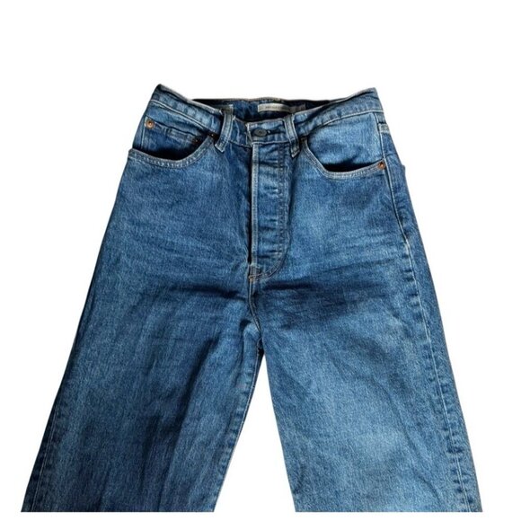 Levi's Womens Sz 27 Ribcage Straight Medium Wash Button Fly Denim Jeans - Picture 4 of 11